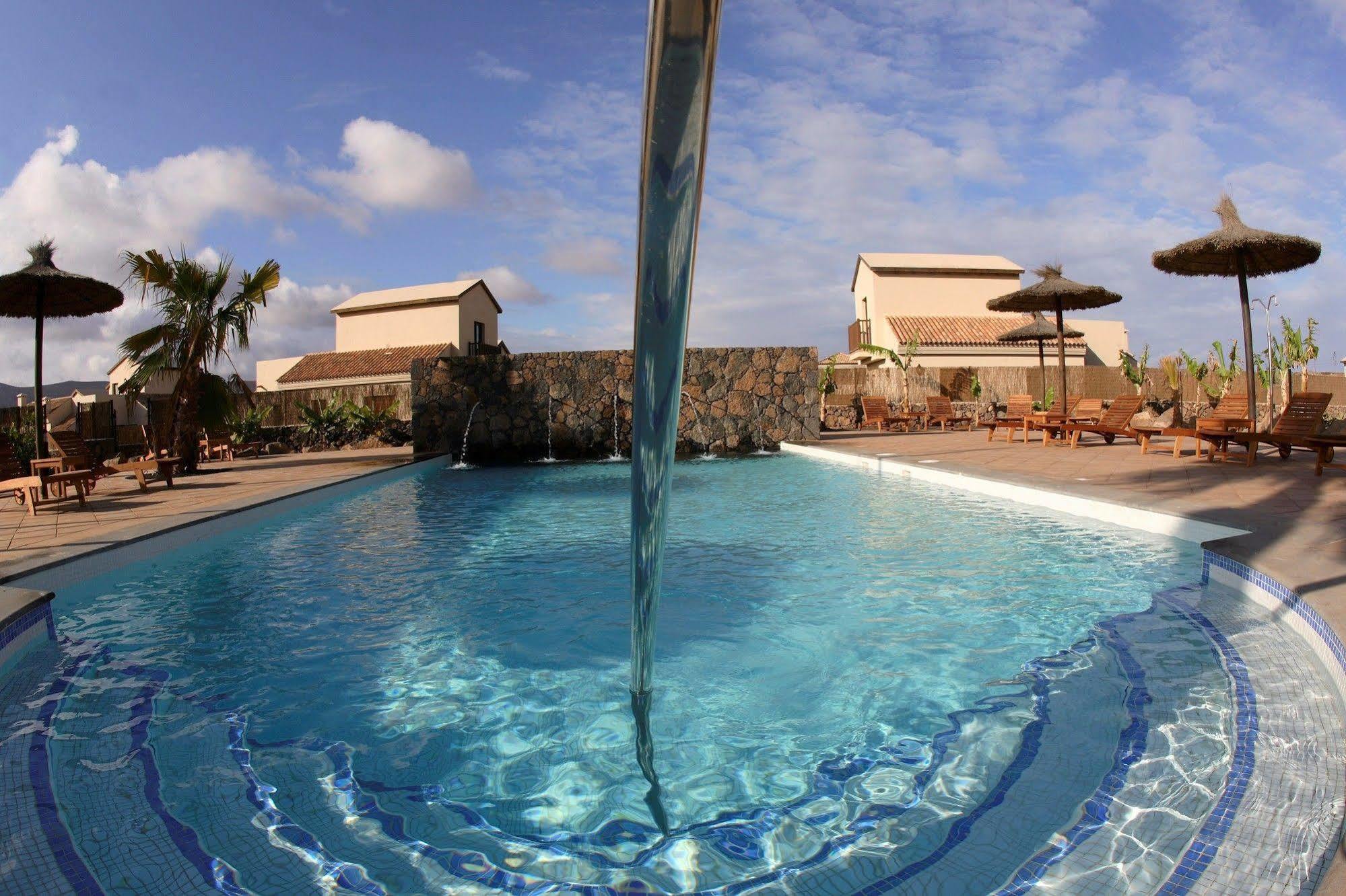 Villas Oasis Casa Vieja La Oliva Ngoại thất bức ảnh