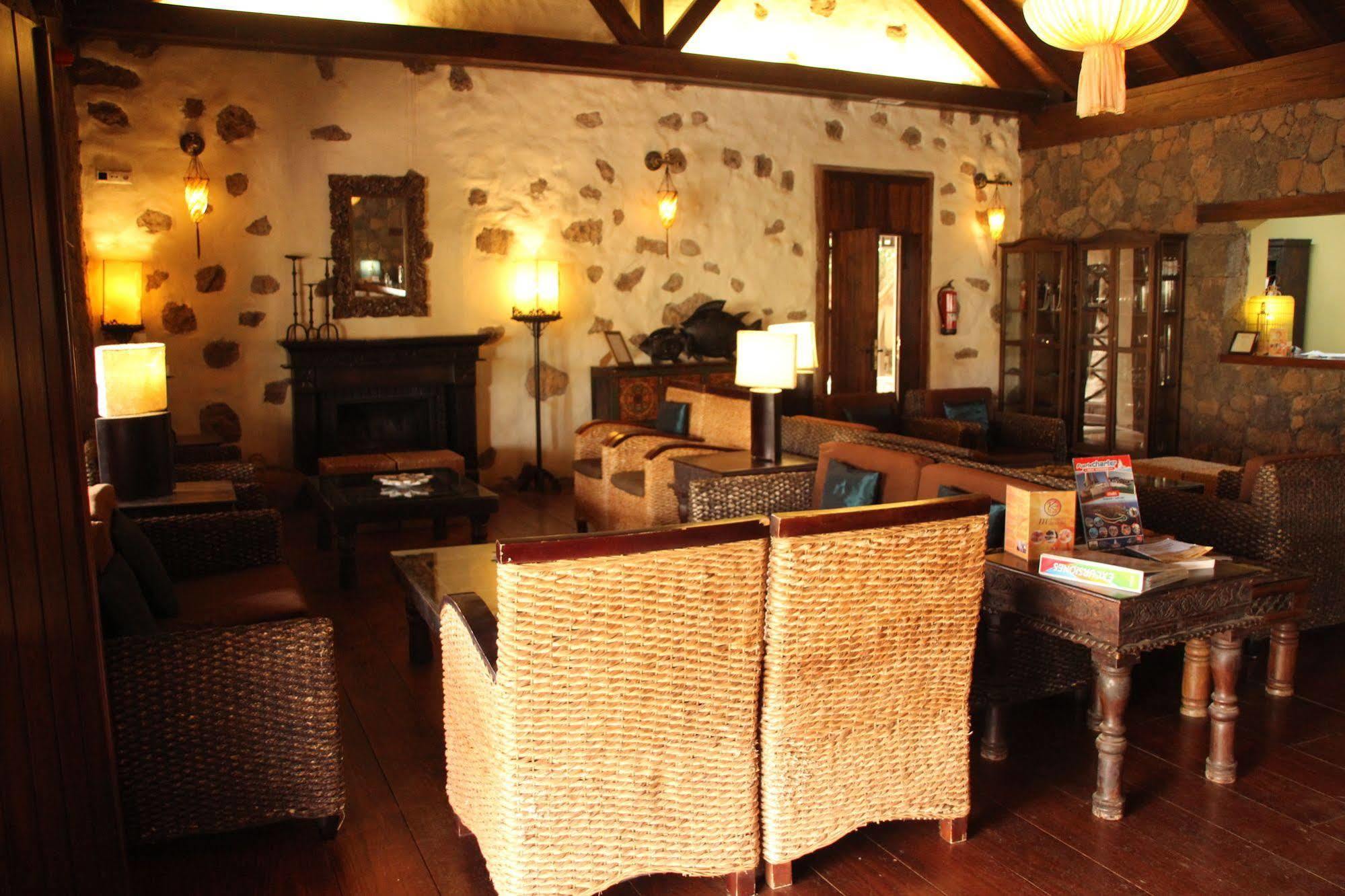 Villas Oasis Casa Vieja La Oliva Ngoại thất bức ảnh