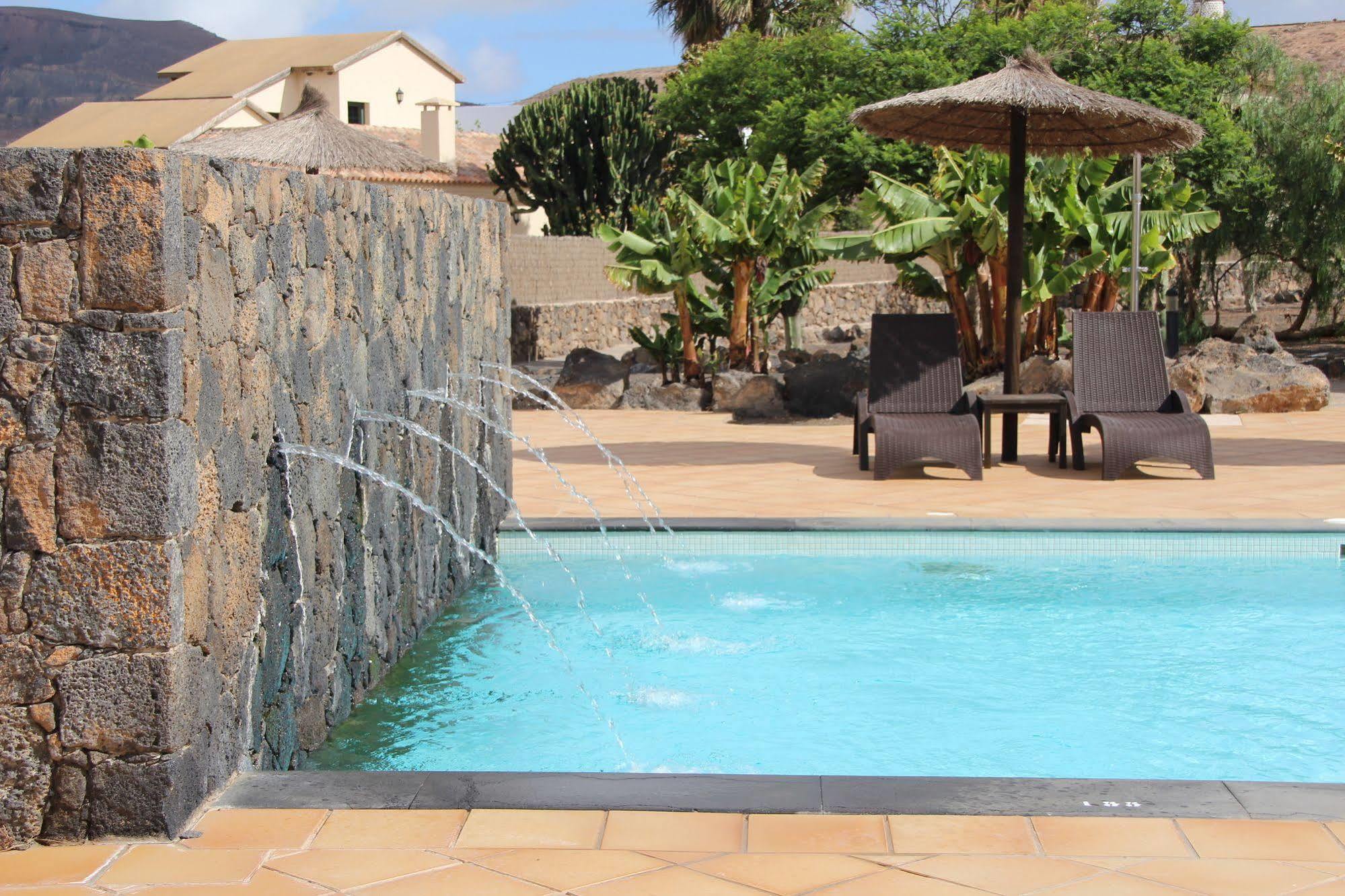 Villas Oasis Casa Vieja La Oliva Ngoại thất bức ảnh