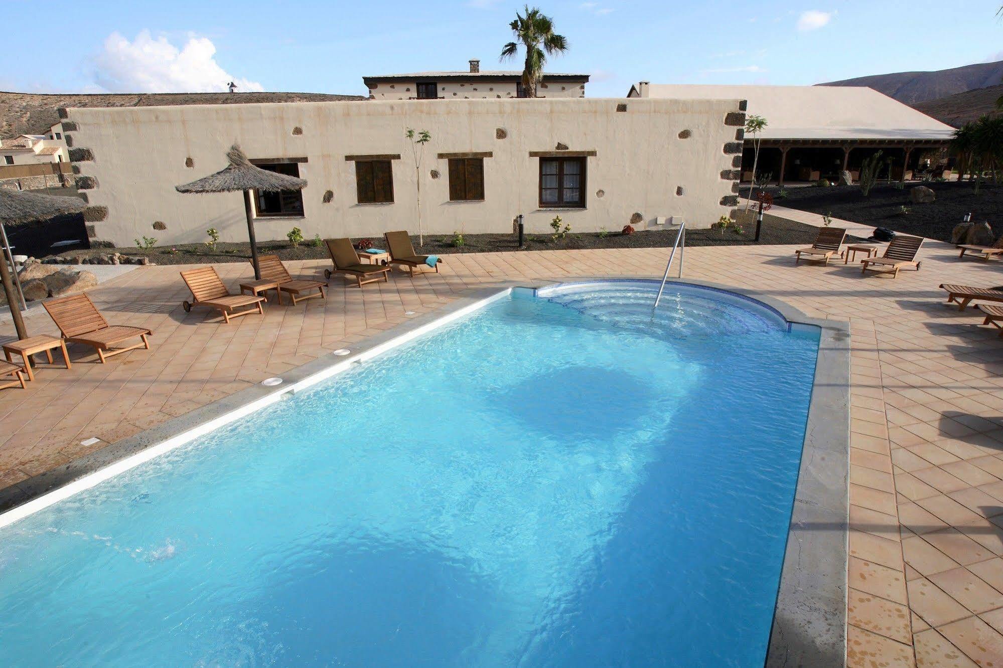 Villas Oasis Casa Vieja La Oliva Ngoại thất bức ảnh